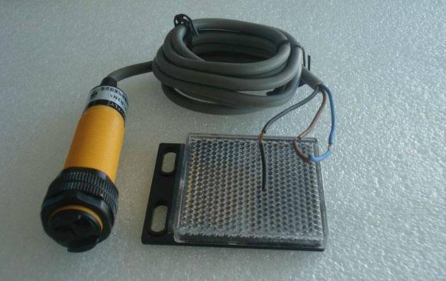 風(fēng)淋室光電開關(guān) 風(fēng)淋室光電開關(guān)